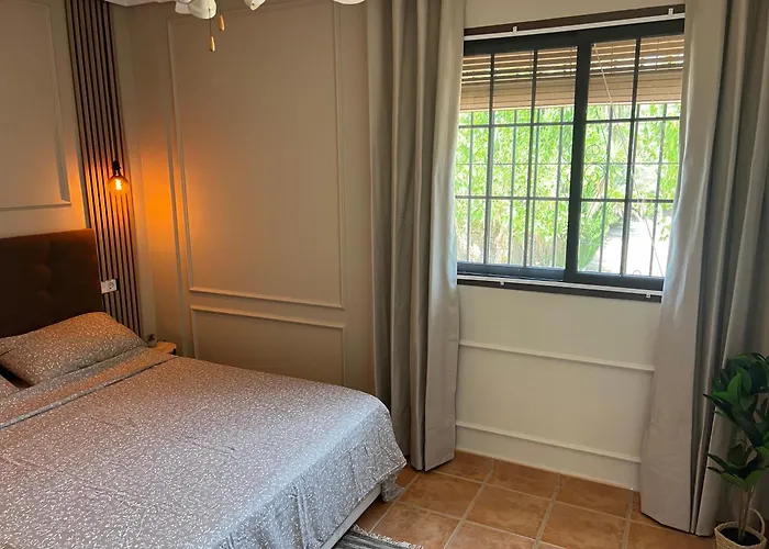 Casa Rodasa - 2 Bedrooms, Roof Terrace, Airco, Front-Terrace, Back-Patio, Communal Pool, Etc